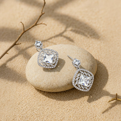 Rhodium Plated Silver Zirconia Tear drop Chic Earring