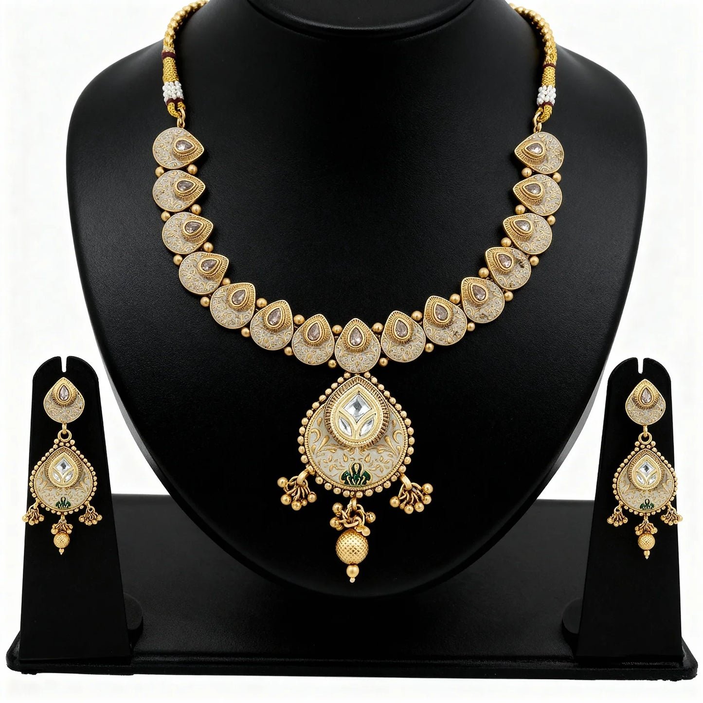 Antique Copper Necklace 0007